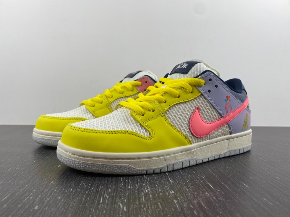 Nike Dunk SB Low Bettie DX5933-900