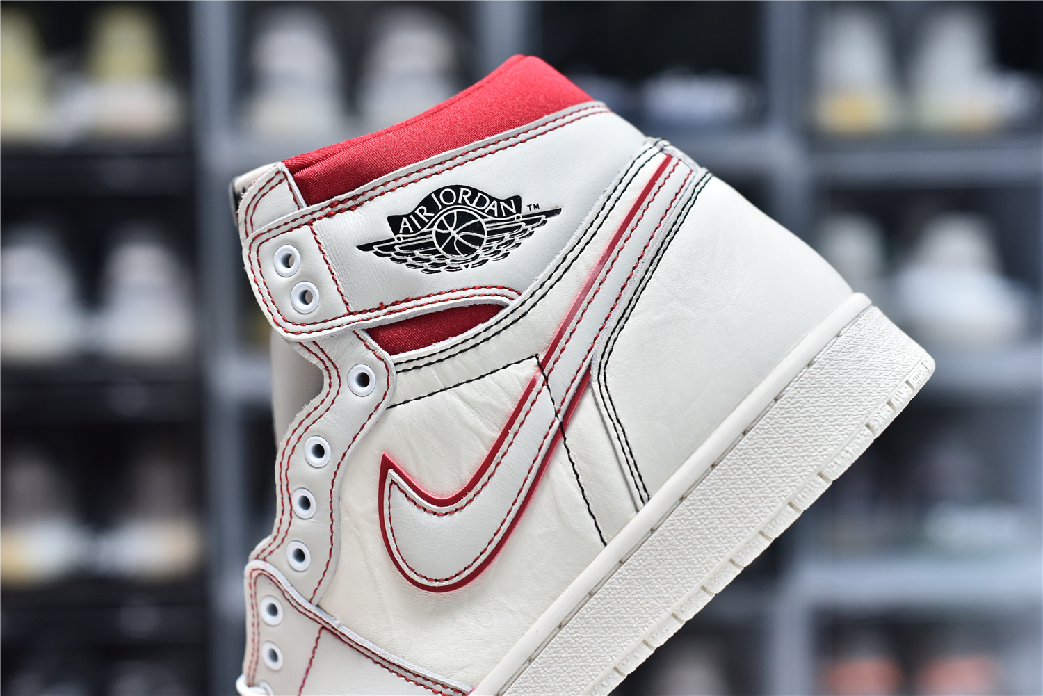 Jordan 1 Retro High Phantom Gym Red  555088-160
