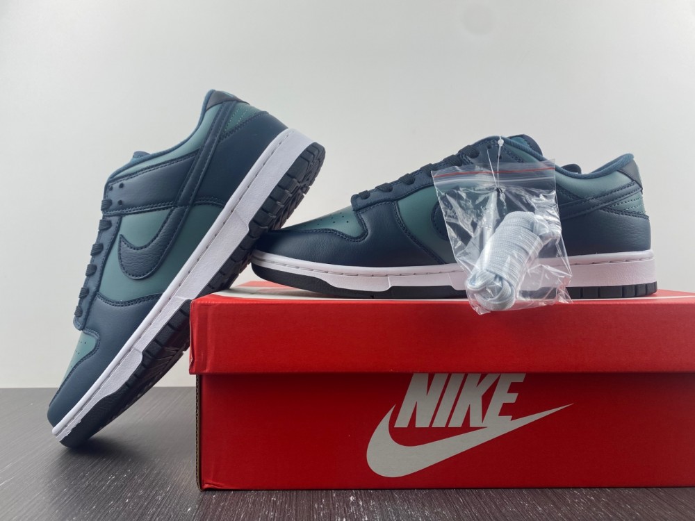 Nike Dunk Low Mineral Slate Armory Navy  DR9705-300