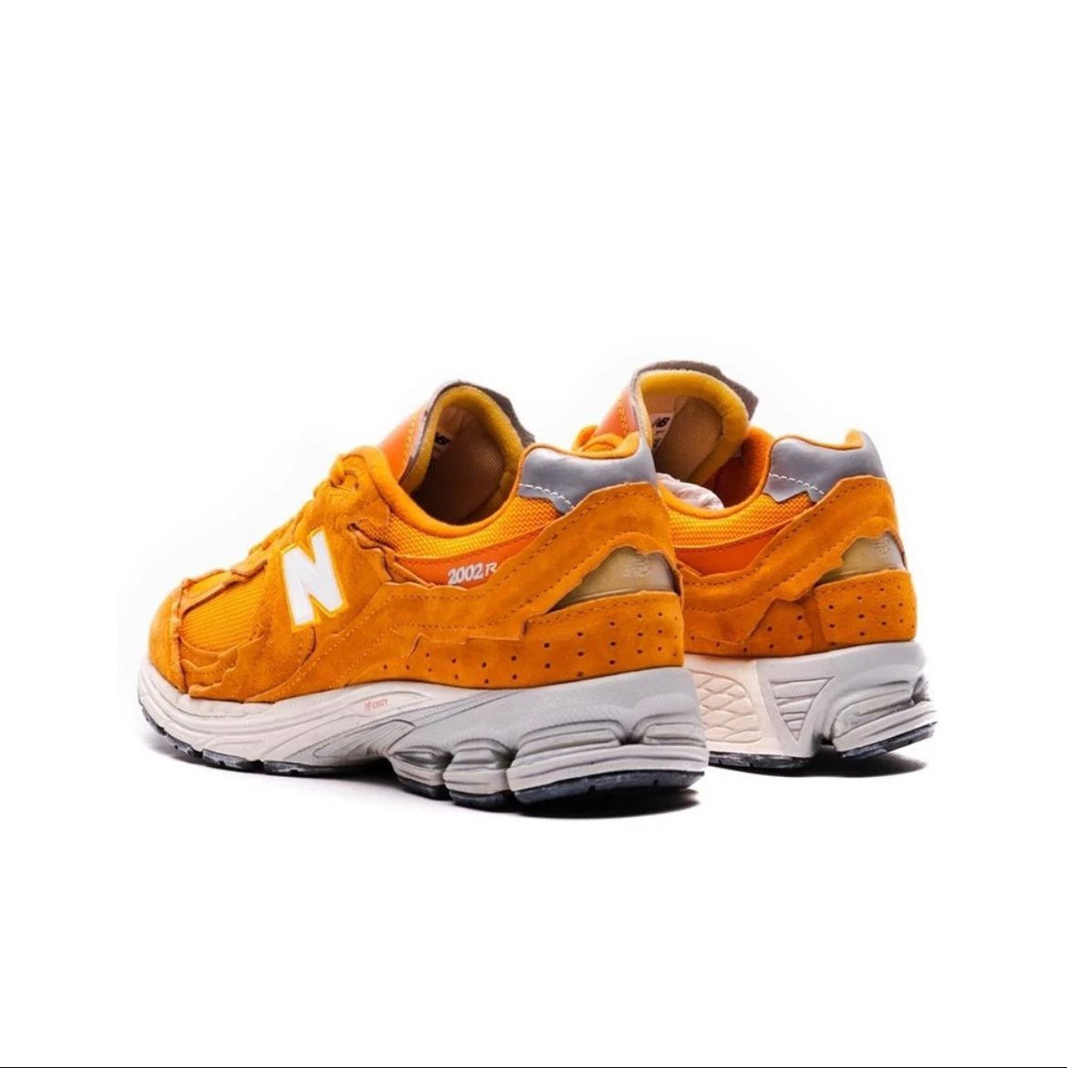 New Balance 2002R Protection Pack Vintage Orange M2002RDE