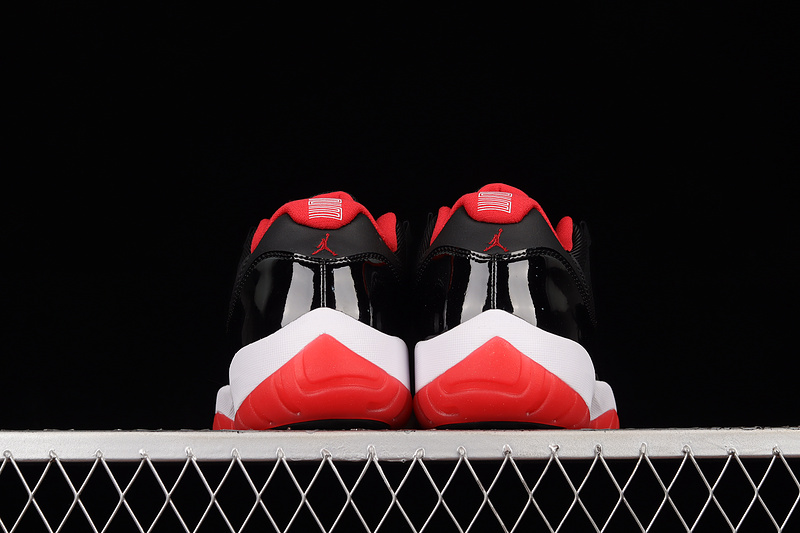 Jordan 11 Retro Low Bred 528895-012