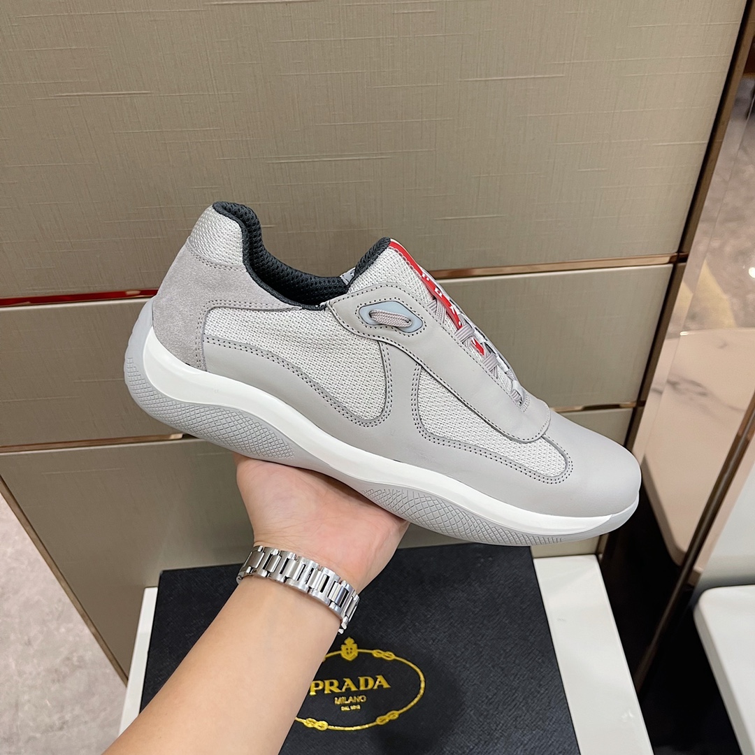 Pra0a sneaker 2023012902