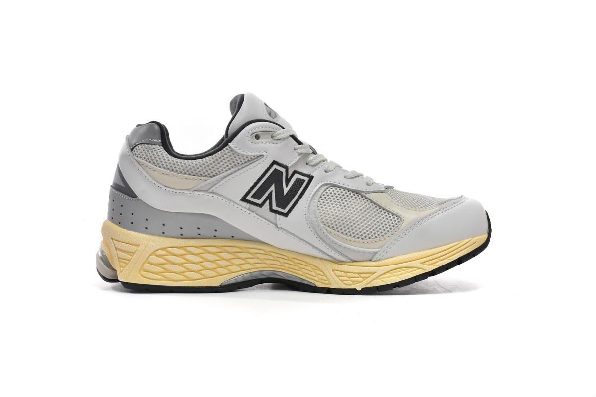 New Balance thisisneverthat x 2002R White ML2002RT