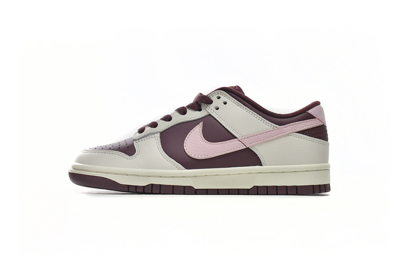 Nike SB Dunk Low Premium Valentines Day DR9705-100
