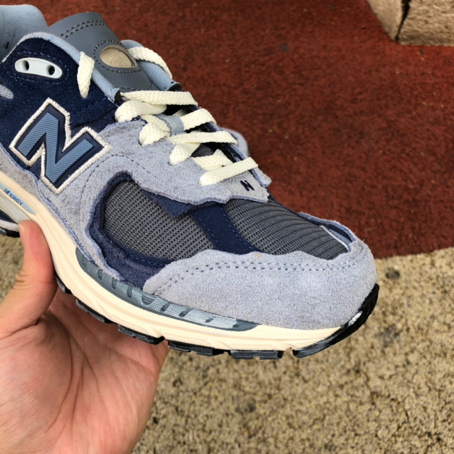 New Balance 2002R Patchwork
