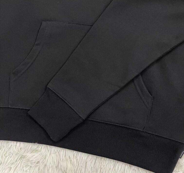 S*p*e hoodie 20230301