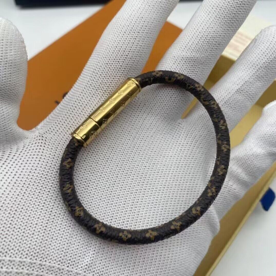 1V Bracelet 2022061602