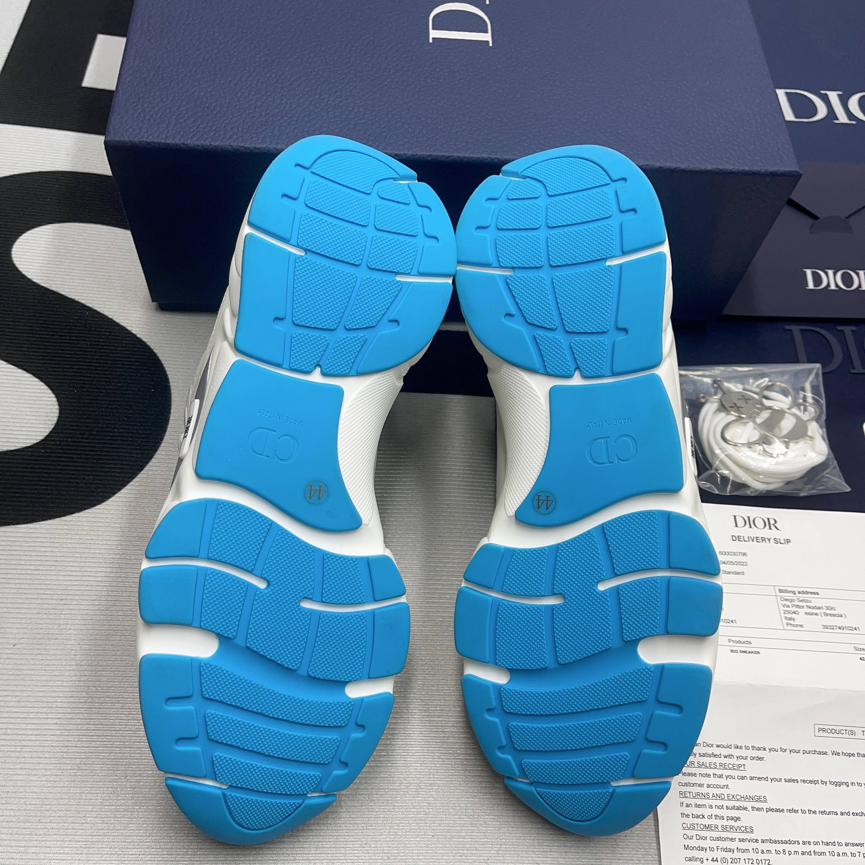 D10R B22 sneaker 20230306