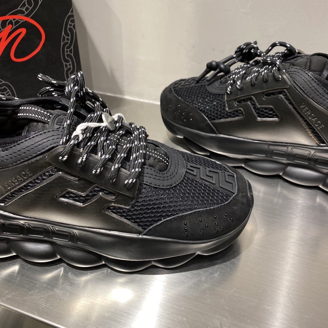 V5rsace sneaker 2023030701