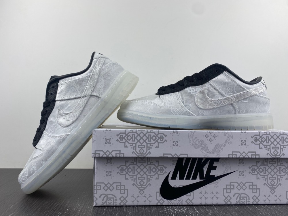 Nike Fragment Design x CLOT x Dunk Low 20th Anniversary FN0315-110