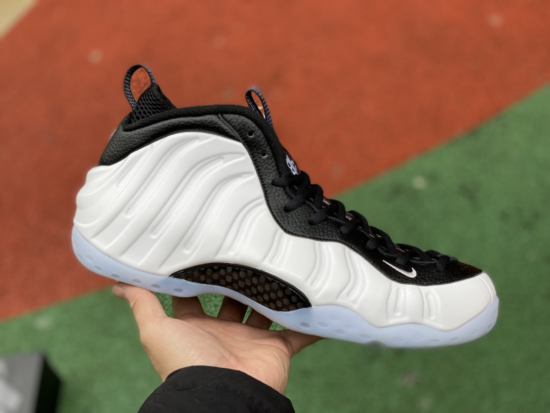 Nike Air Foamposite One Penny PE DV0815-100