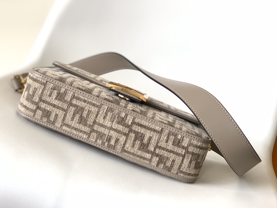 Fend1 baguette bag 27X15X6CM