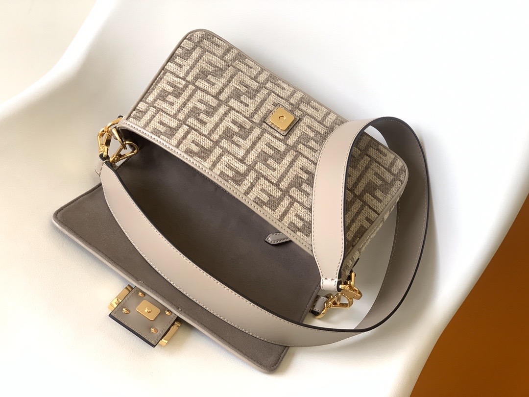 Fend1 baguette bag 27X15X6CM