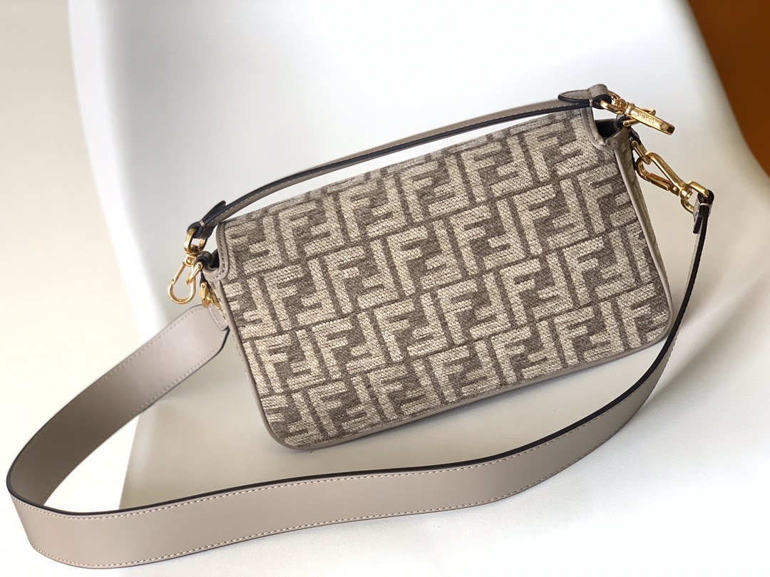 Fend1 baguette bag 27X15X6CM