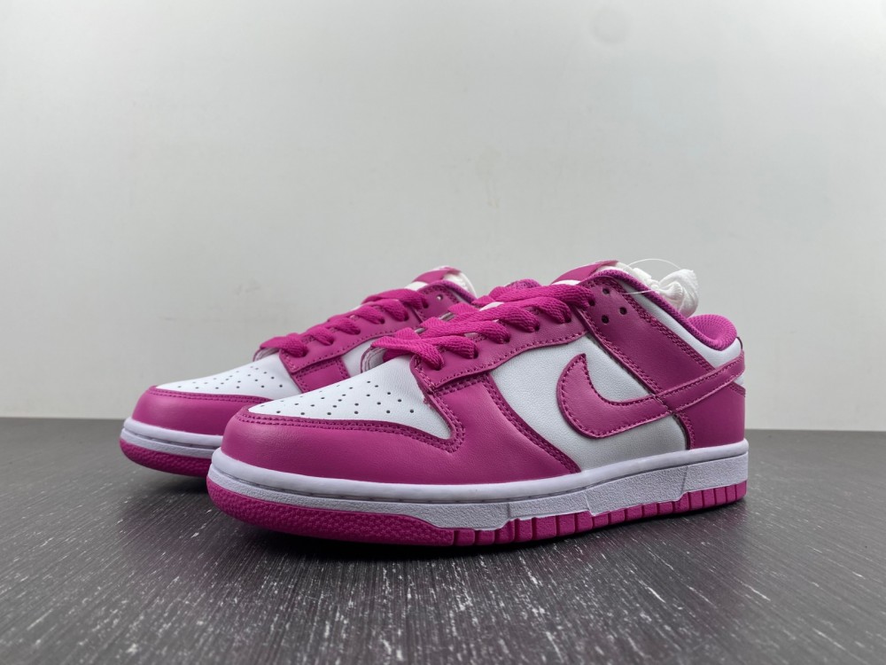 Nike SB Dunk Low Active Fuchsia FJ0704-100