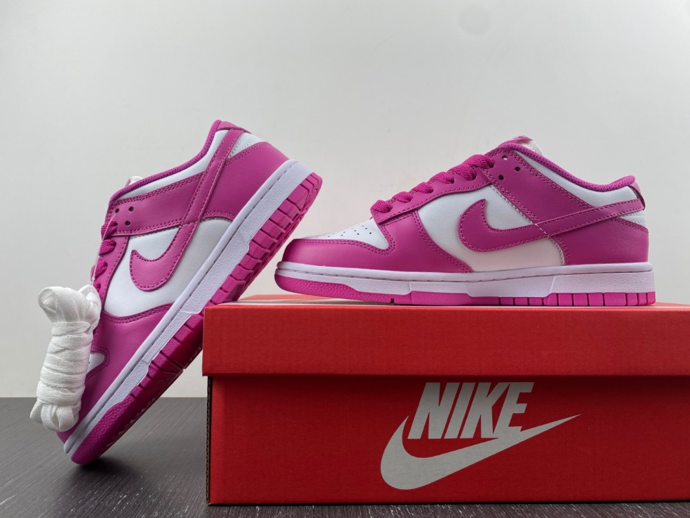 Nike SB Dunk Low Active Fuchsia FJ0704-100