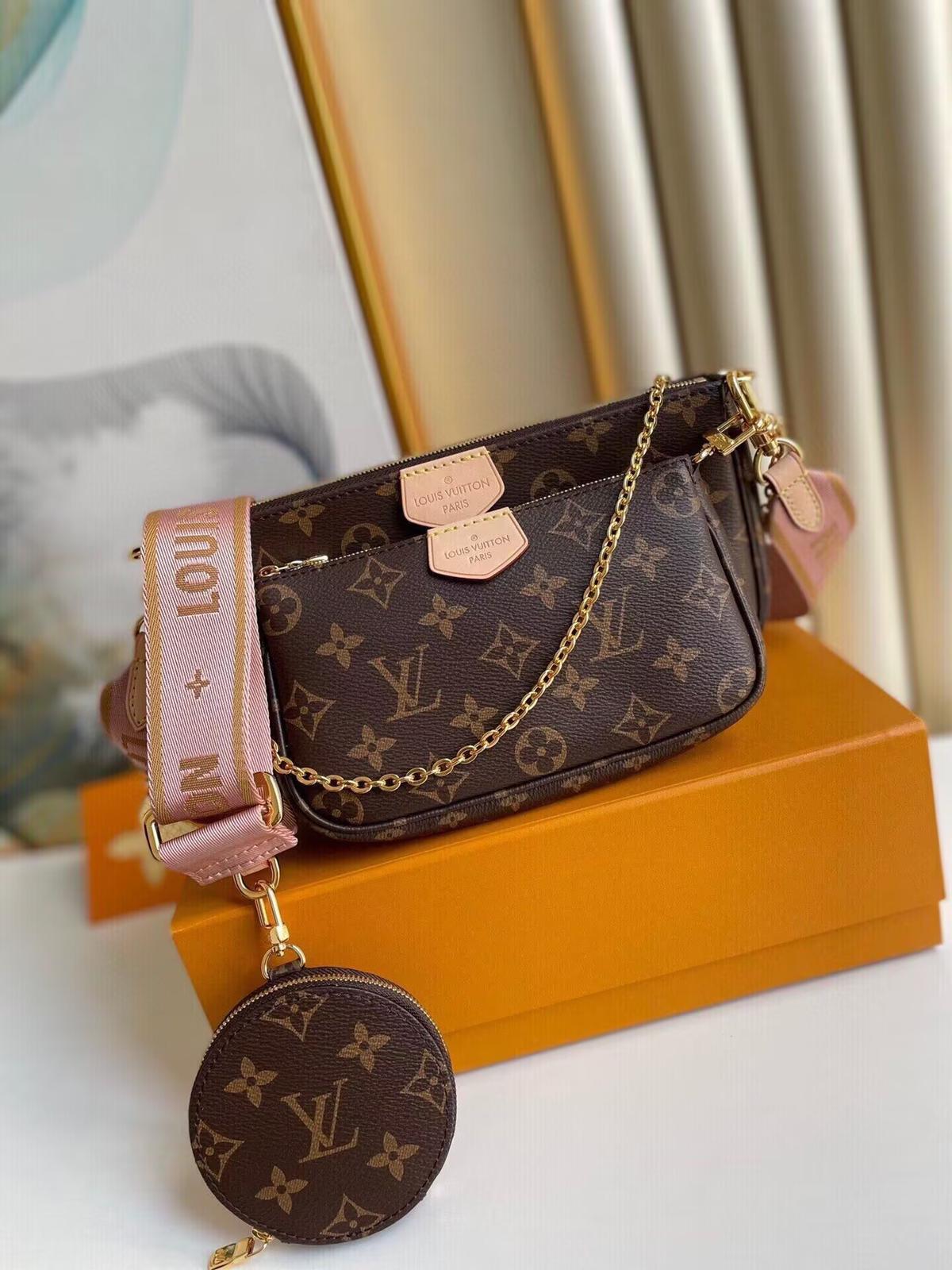 L0u1s Vu1tton Multi Pochette Accessoires Monogram  M44813