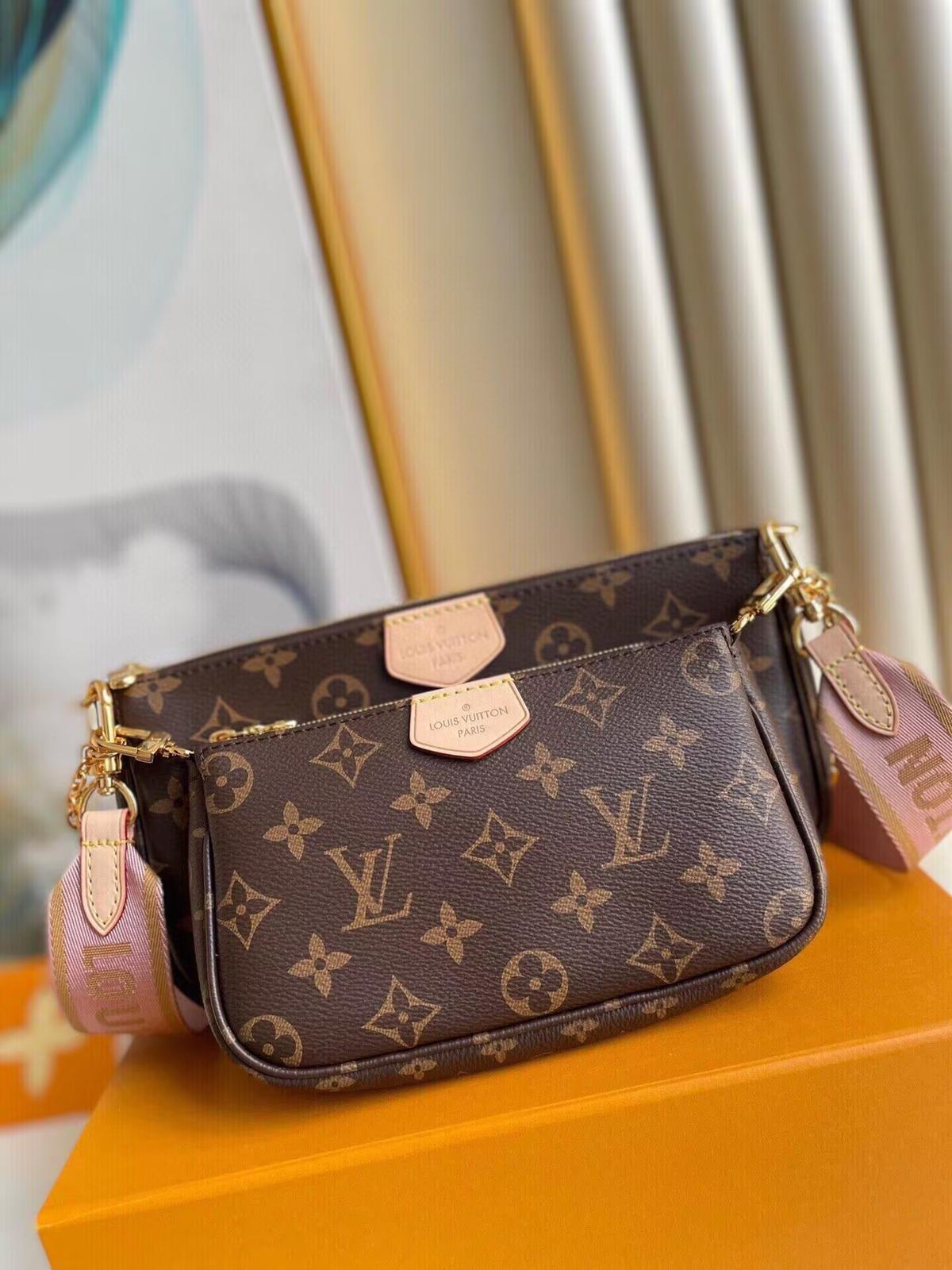 L0u1s Vu1tton Multi Pochette Accessoires Monogram  M44813