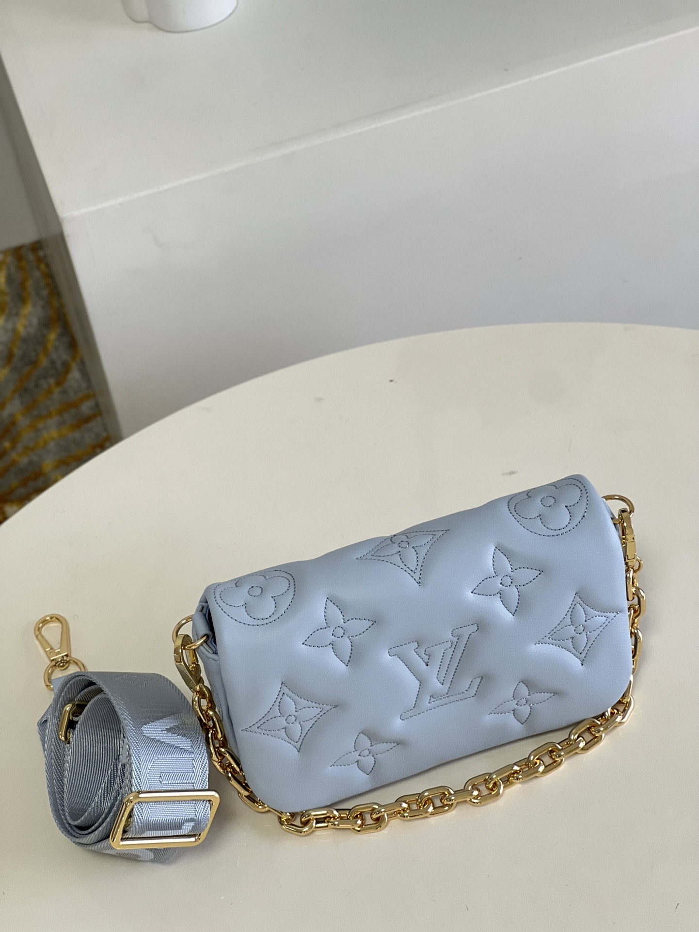 1V WALLET ON STRAP BUBBLEGRAM M81399 20X12X6 cm