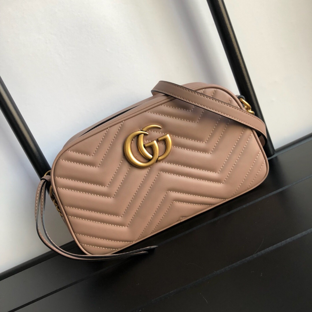 G*u*i gg marmont small matelassé shoulder bag 447632 9.5w x 5h x 3d