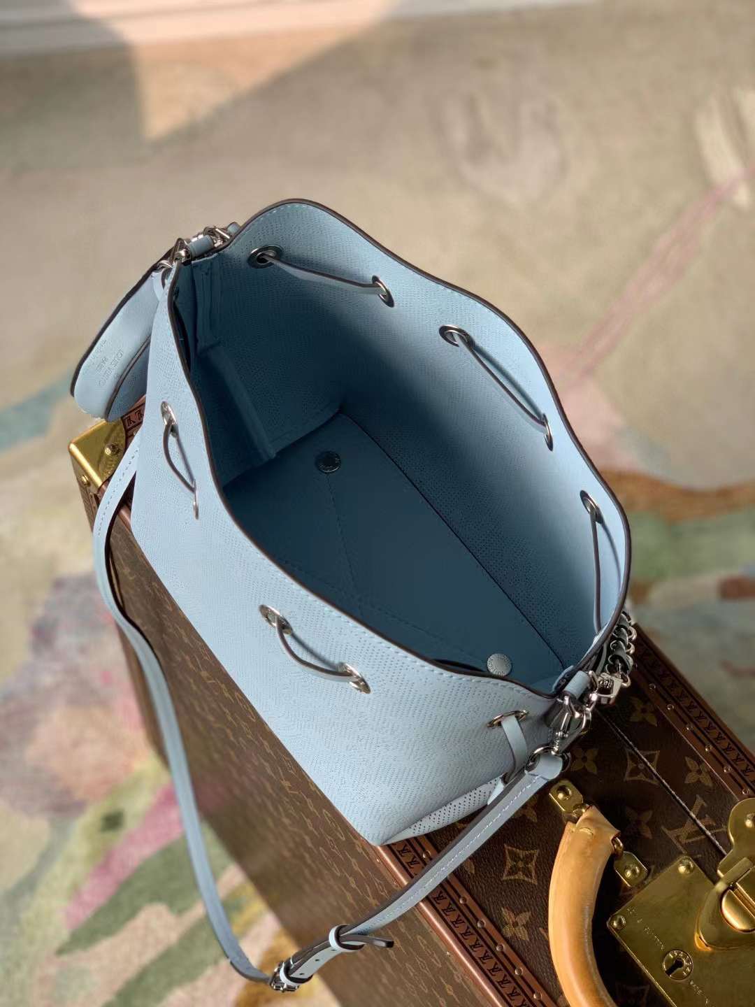 1V M21582 Bella 19x22x14CM