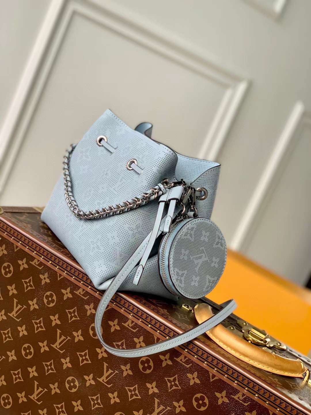 1V M21582 Bella 19x22x14CM