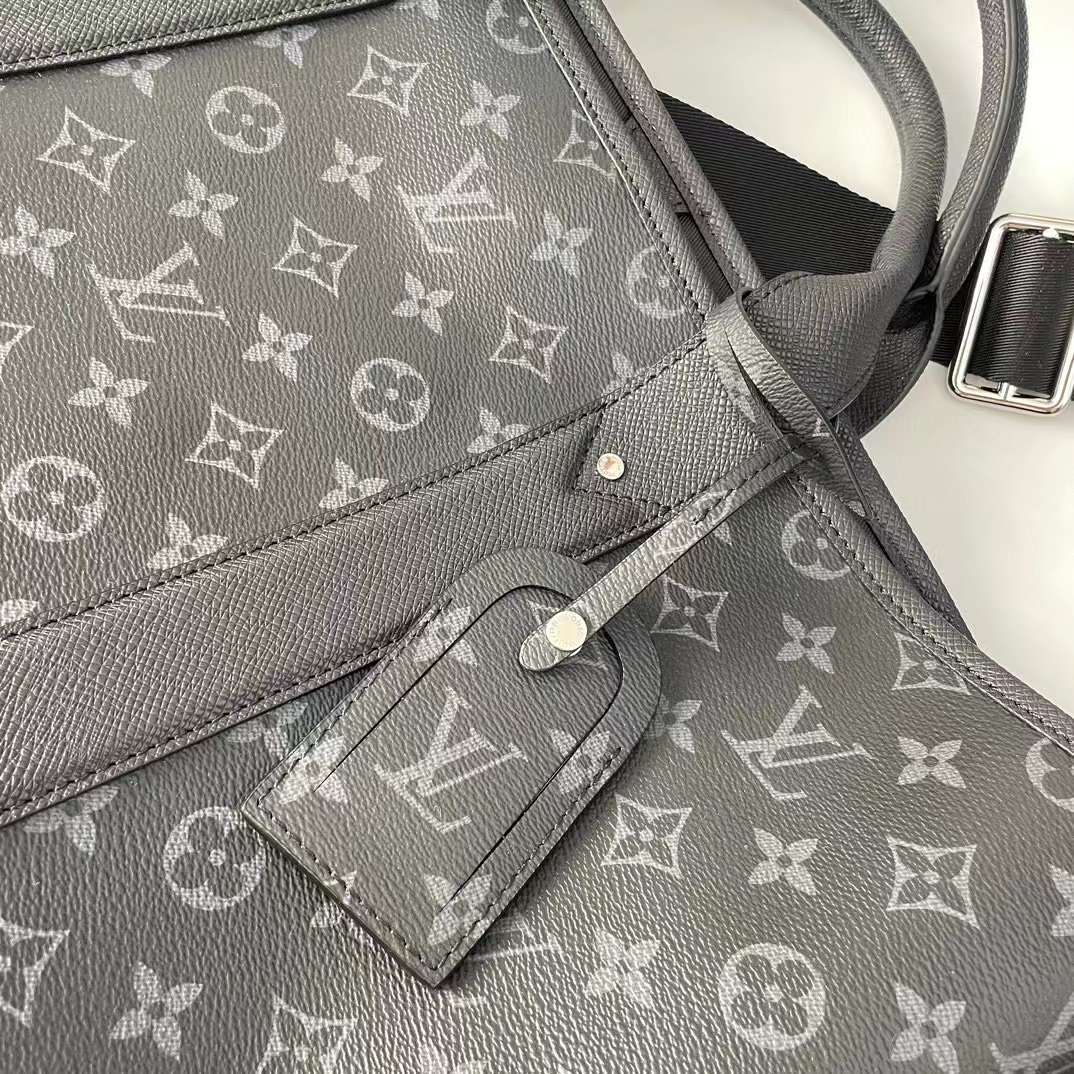 1V M30937 Weekend Tote NM 43×34×17.5cm