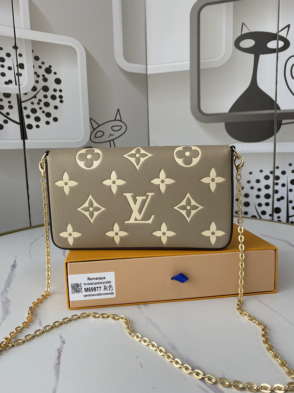 1V Pochette M69877 21CM