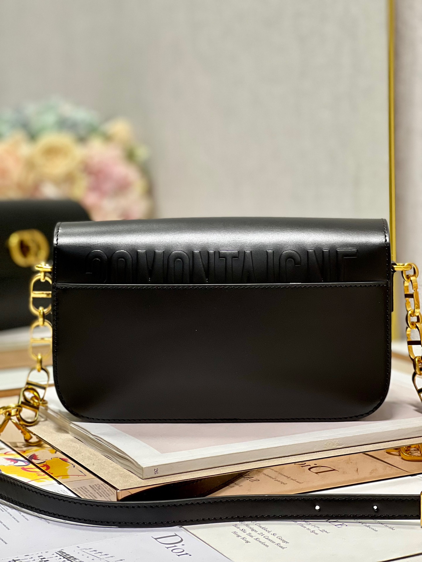 D10R bag 2023051802 22.5x12.5x6.5 cm