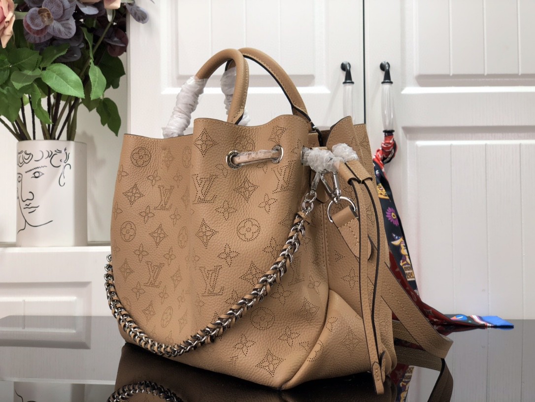 1V BELLA TOTE 02 32X23X13 cm