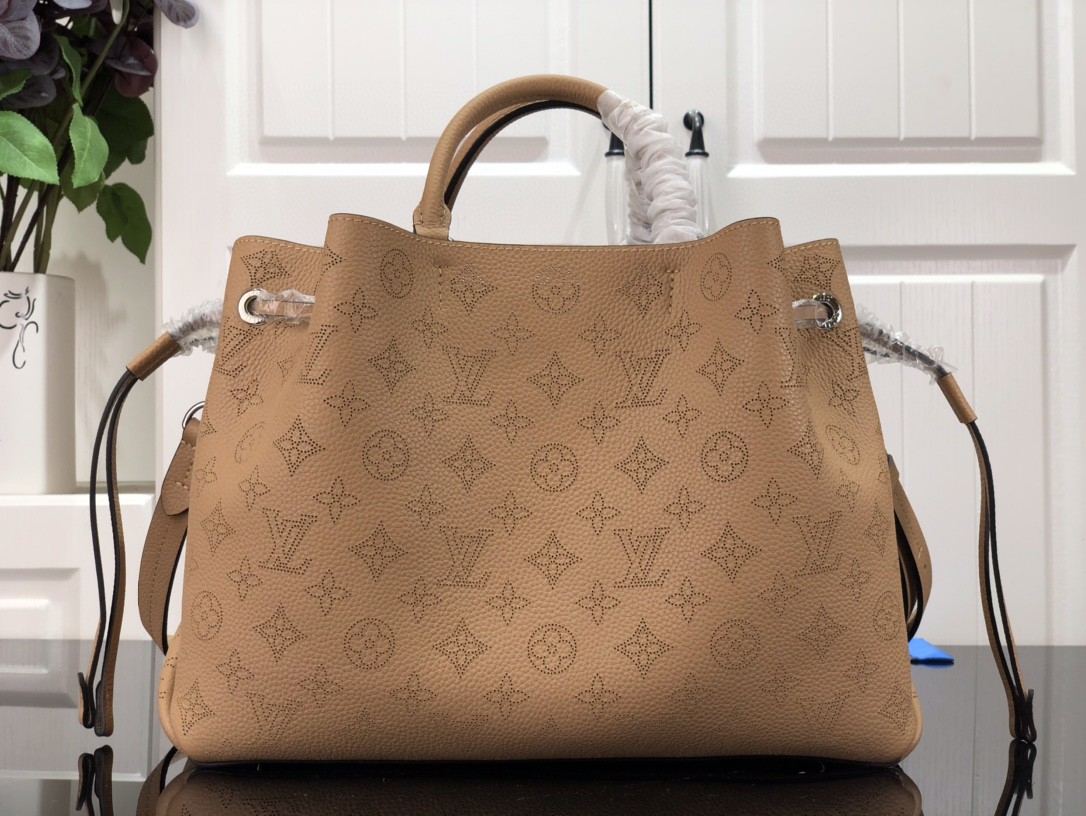 1V BELLA TOTE 02 32X23X13 cm
