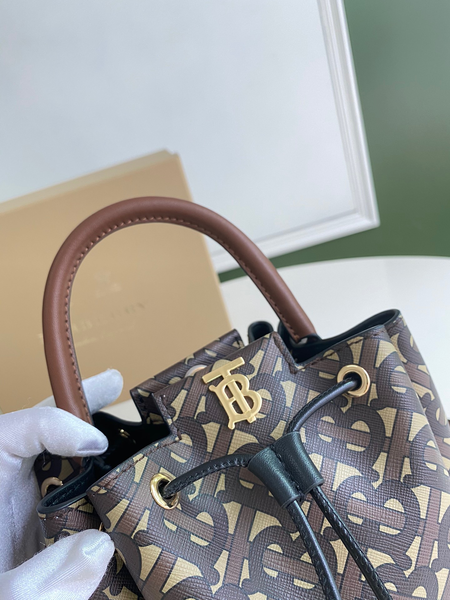 Bvrberry bag 2023052501
