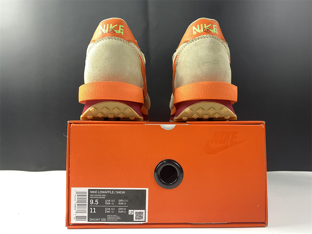 CLOT x Sacai x NIKE LDV Waffle DH1347-10