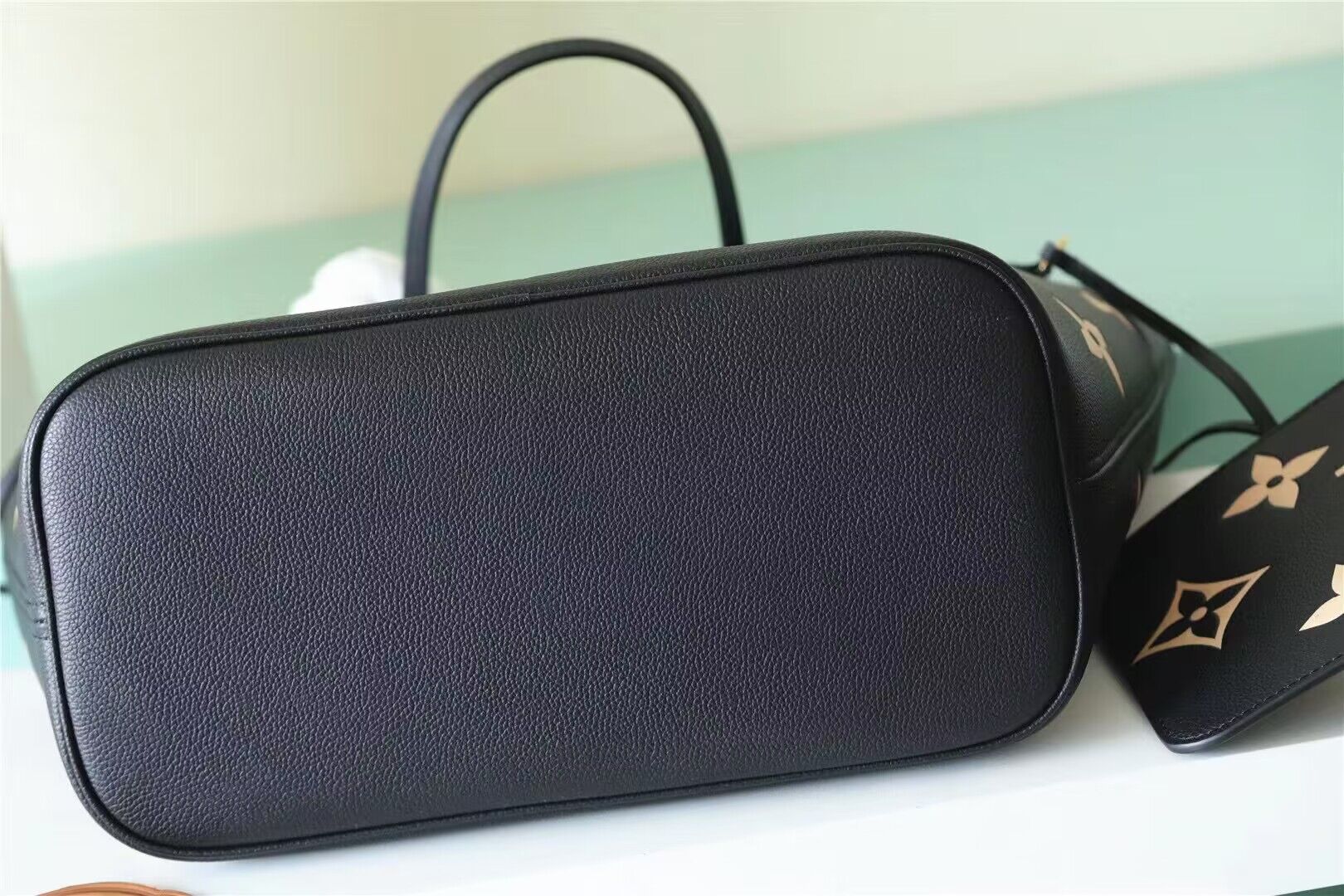 1V Neverfull MM  32*29*17cm