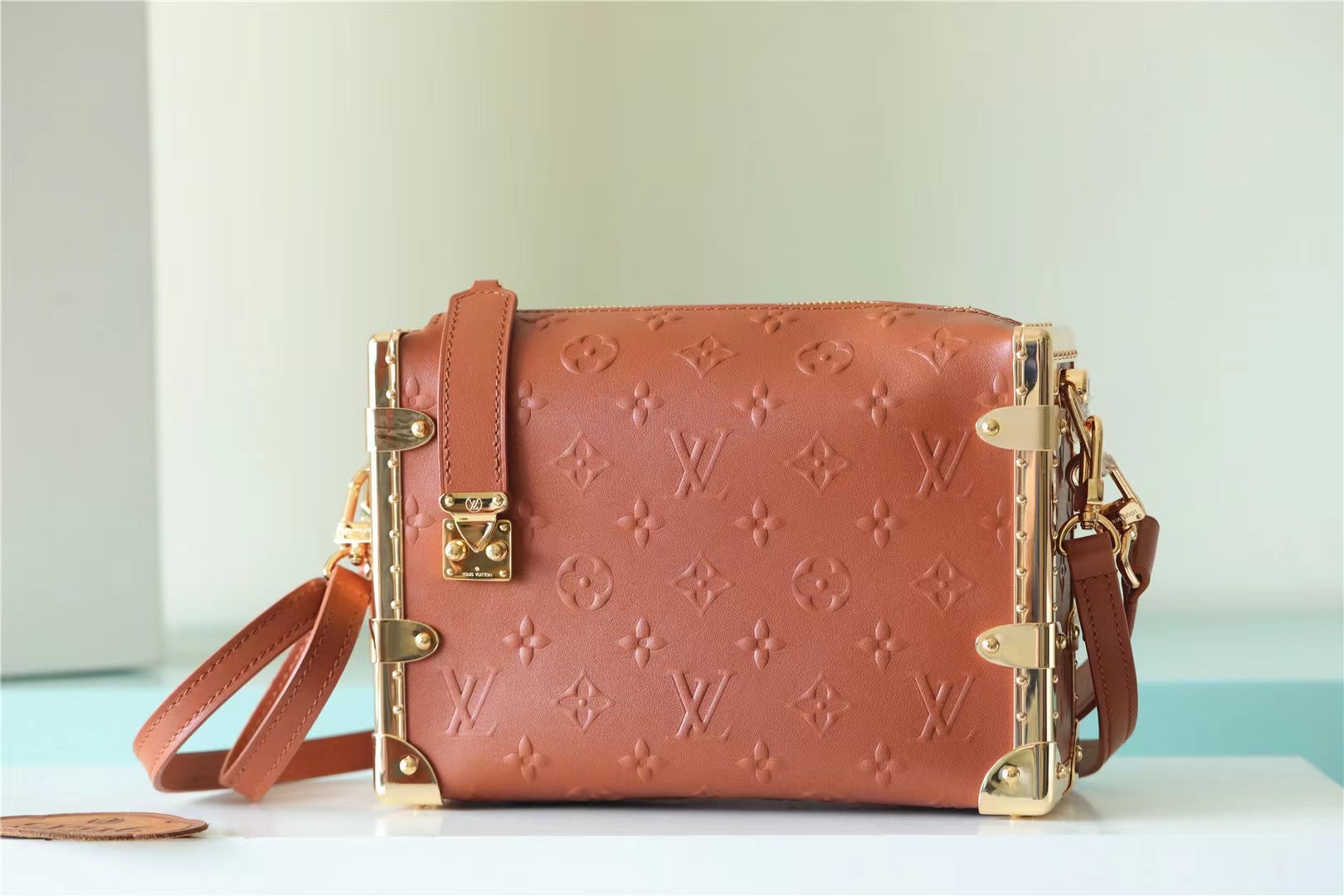 1V Petite Malle 21*14*6CM