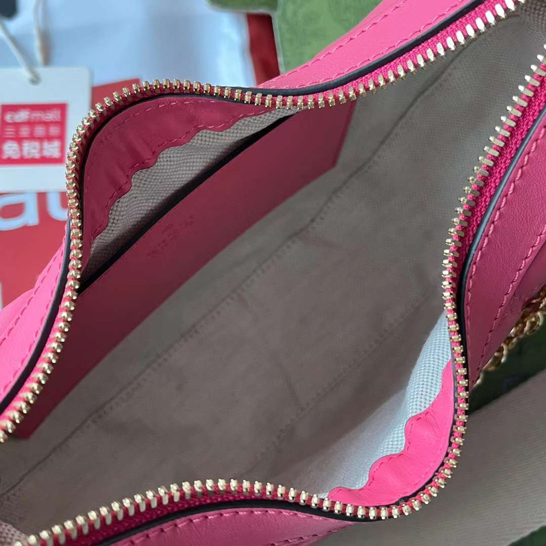 Gvcci 739709 Matelassé small shoulder bag 27*18*7