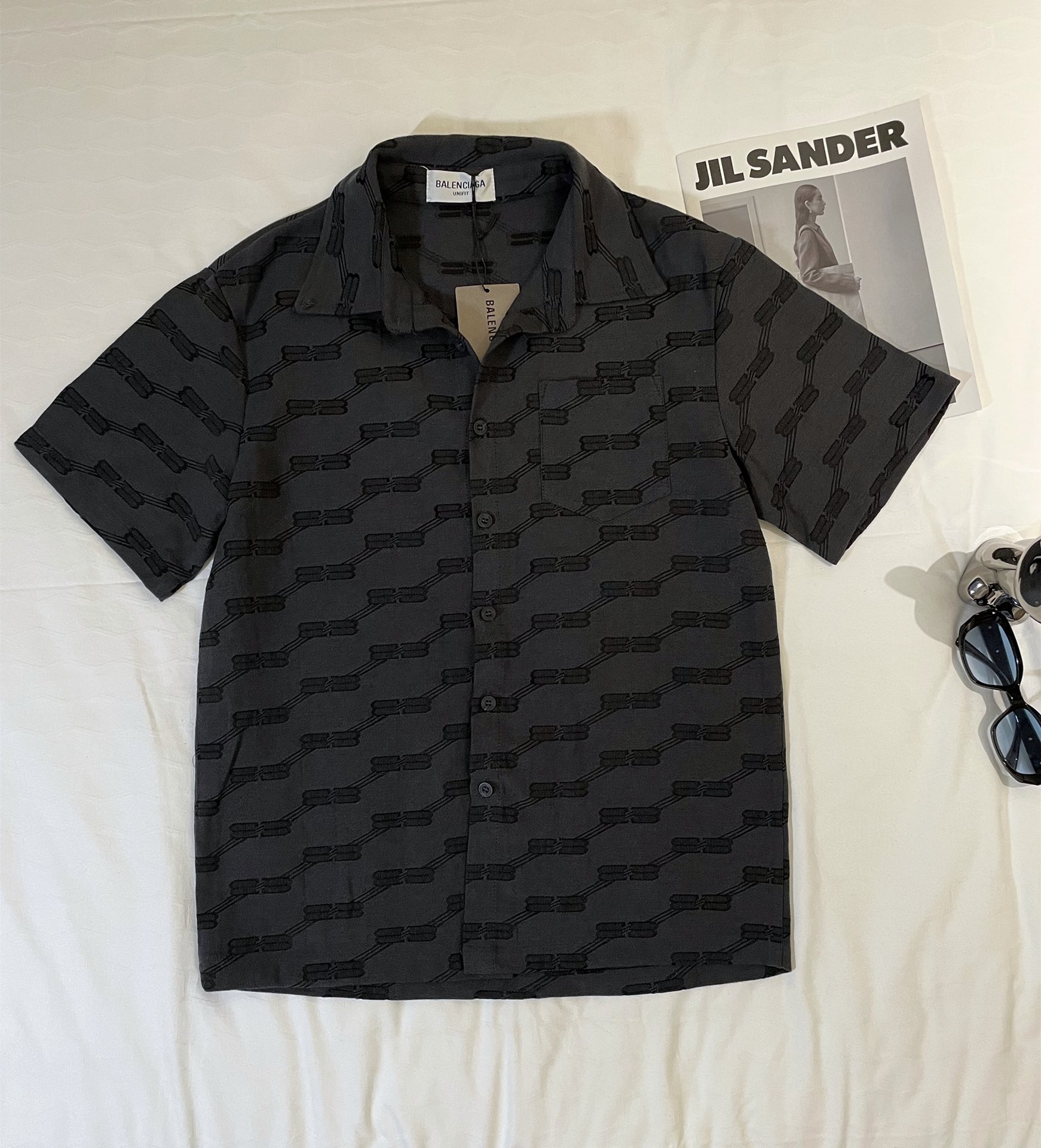 Ba1enc1aga suits 2023061302