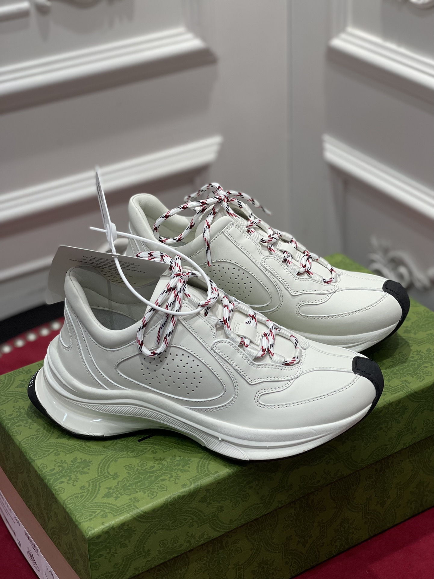 Gvcci sneakers 2023061304