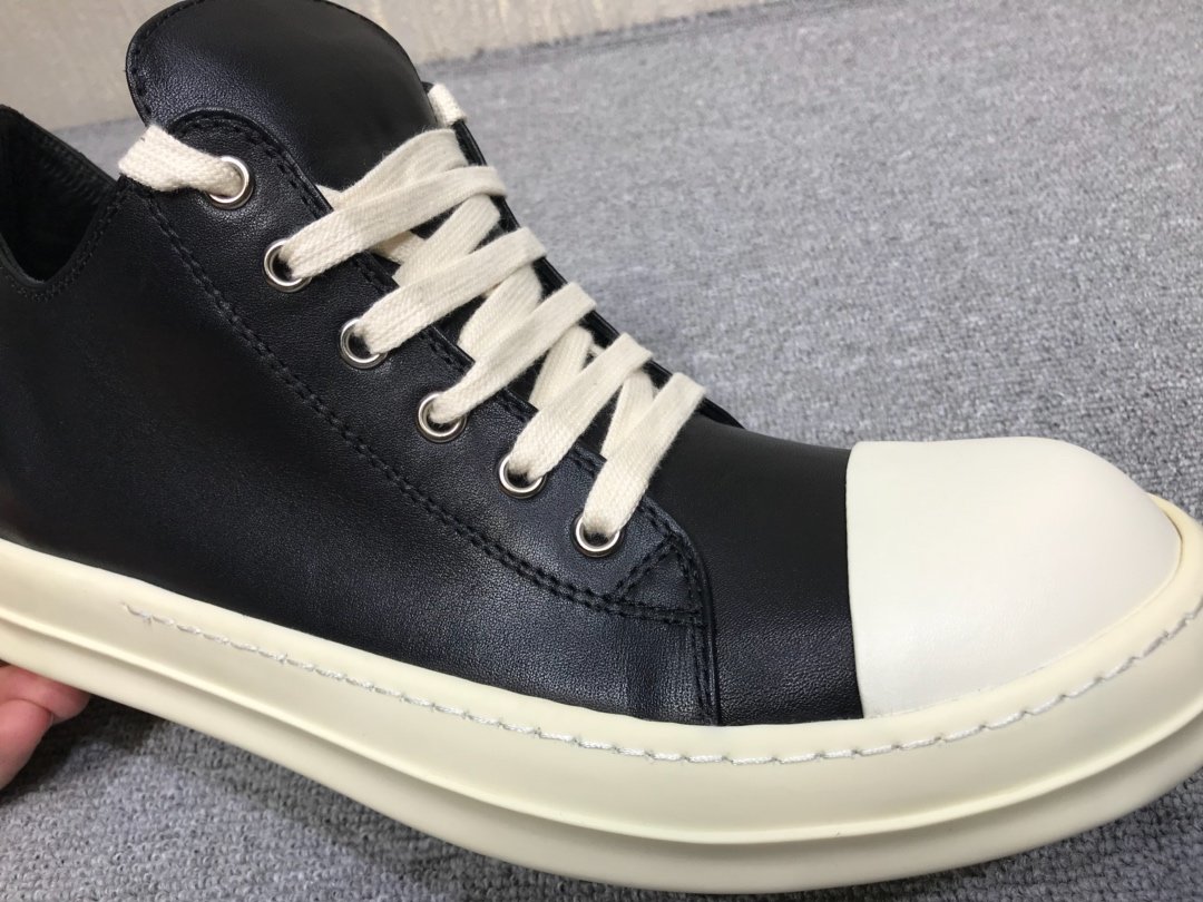 Rick Owens 2023062701