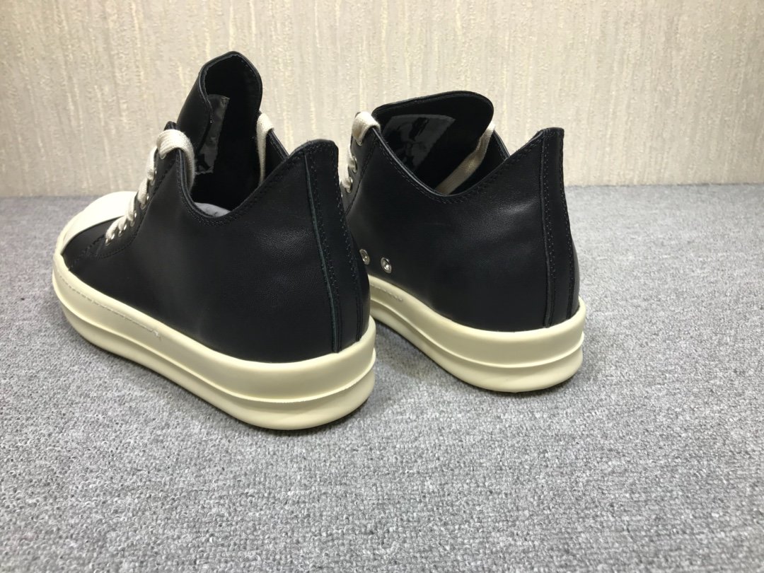 Rick Owens 2023062701