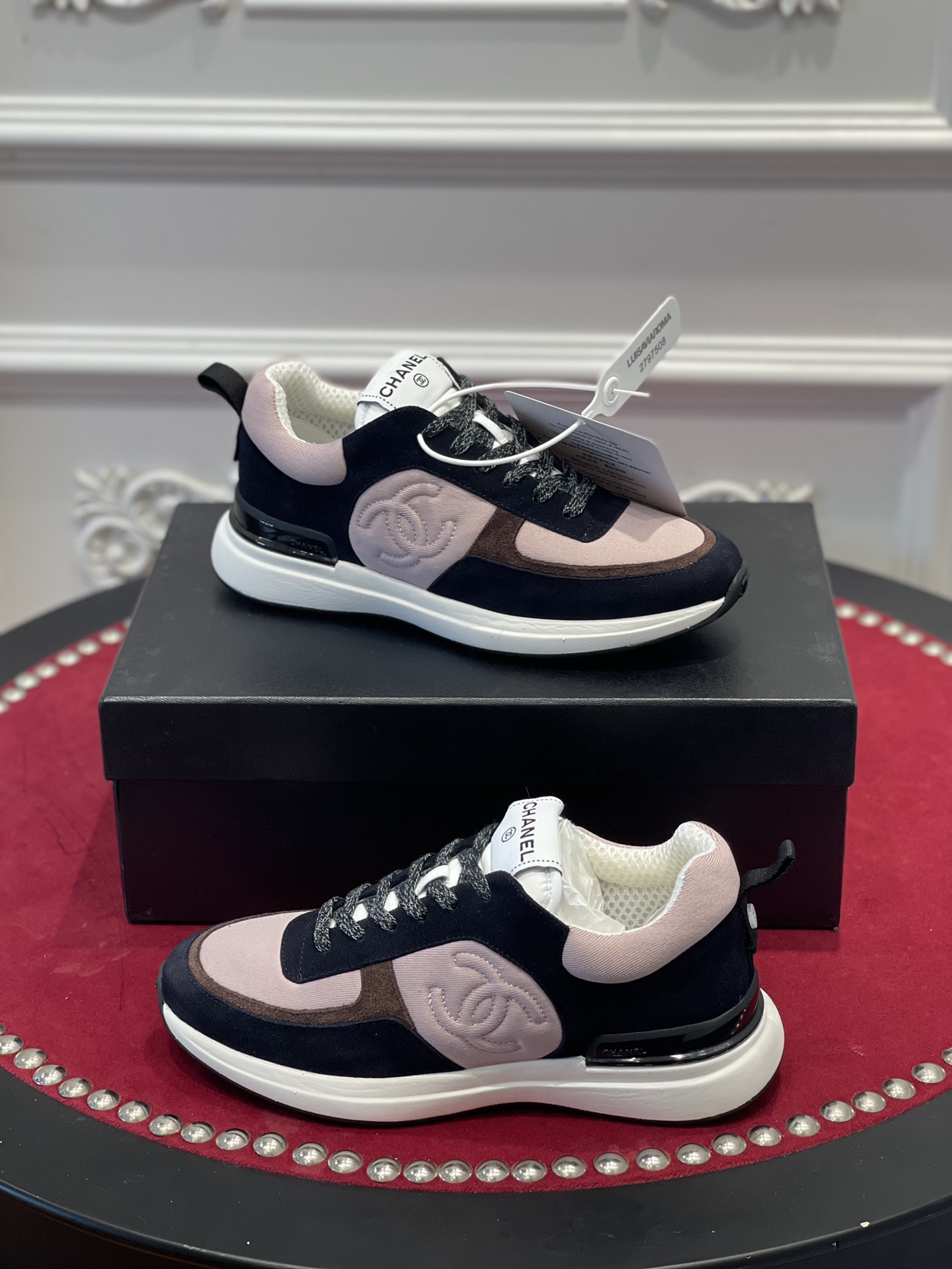 Chane1 sneakers 2023062701