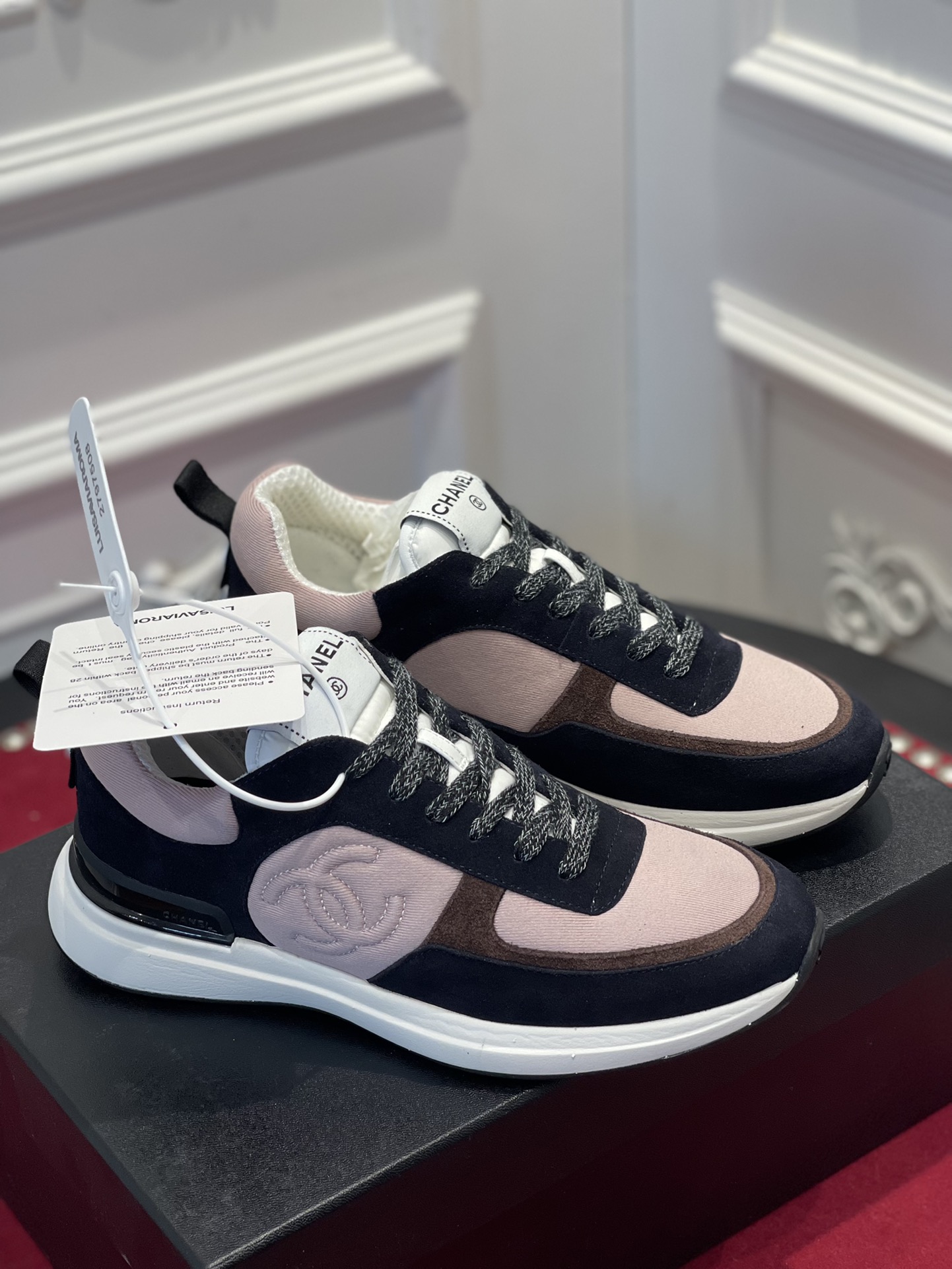 Chane1 sneakers 2023062701