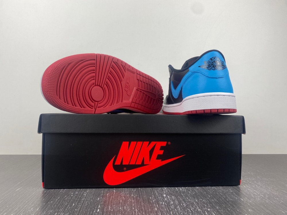Air Jordan 1 Low OG WMNS UNC to Chicago CZ0775-046