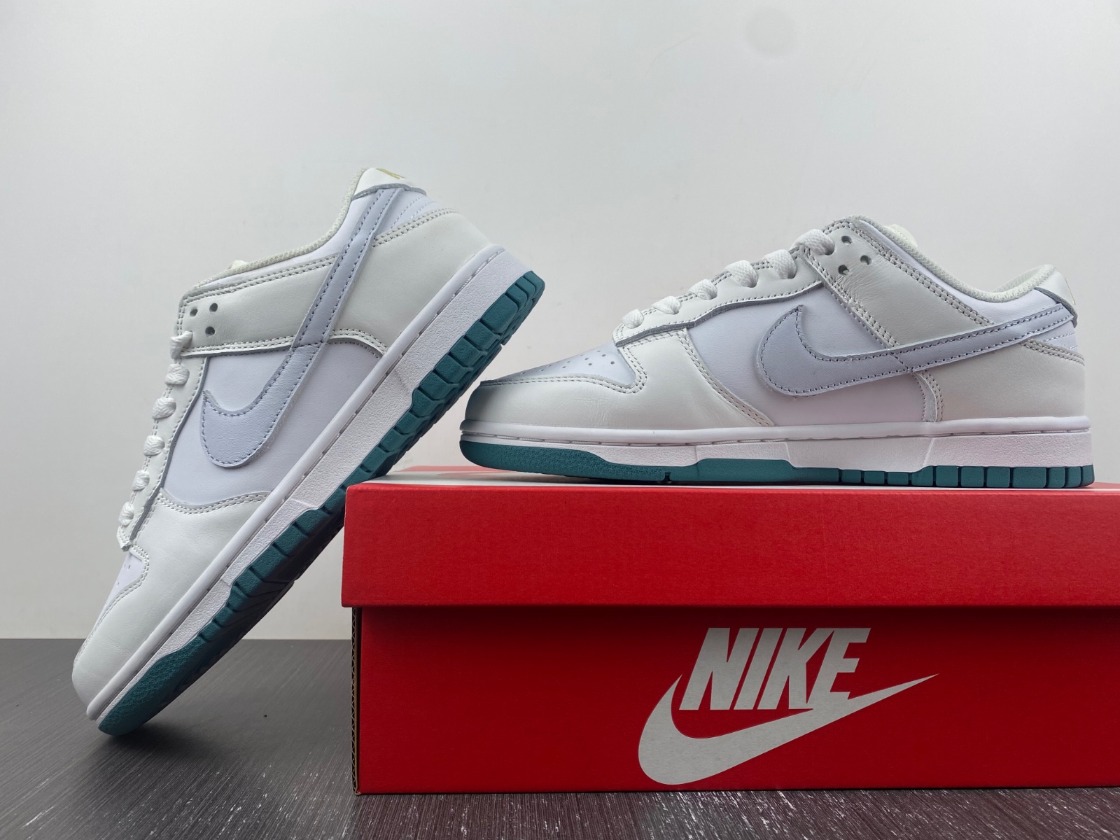 Dunk Low  White Grey Teal FD9911-101