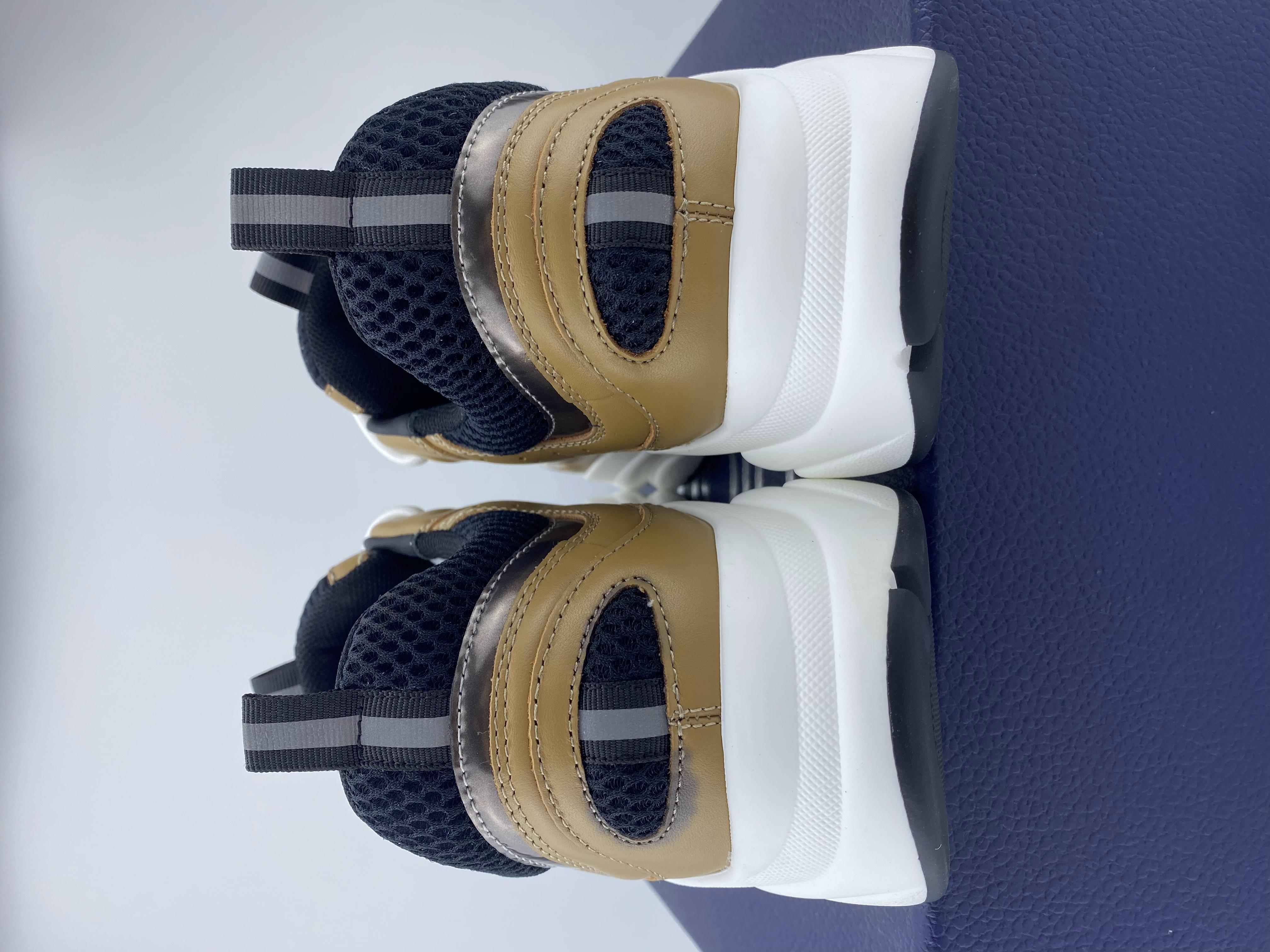 D10r B22 sneaker 2023072102