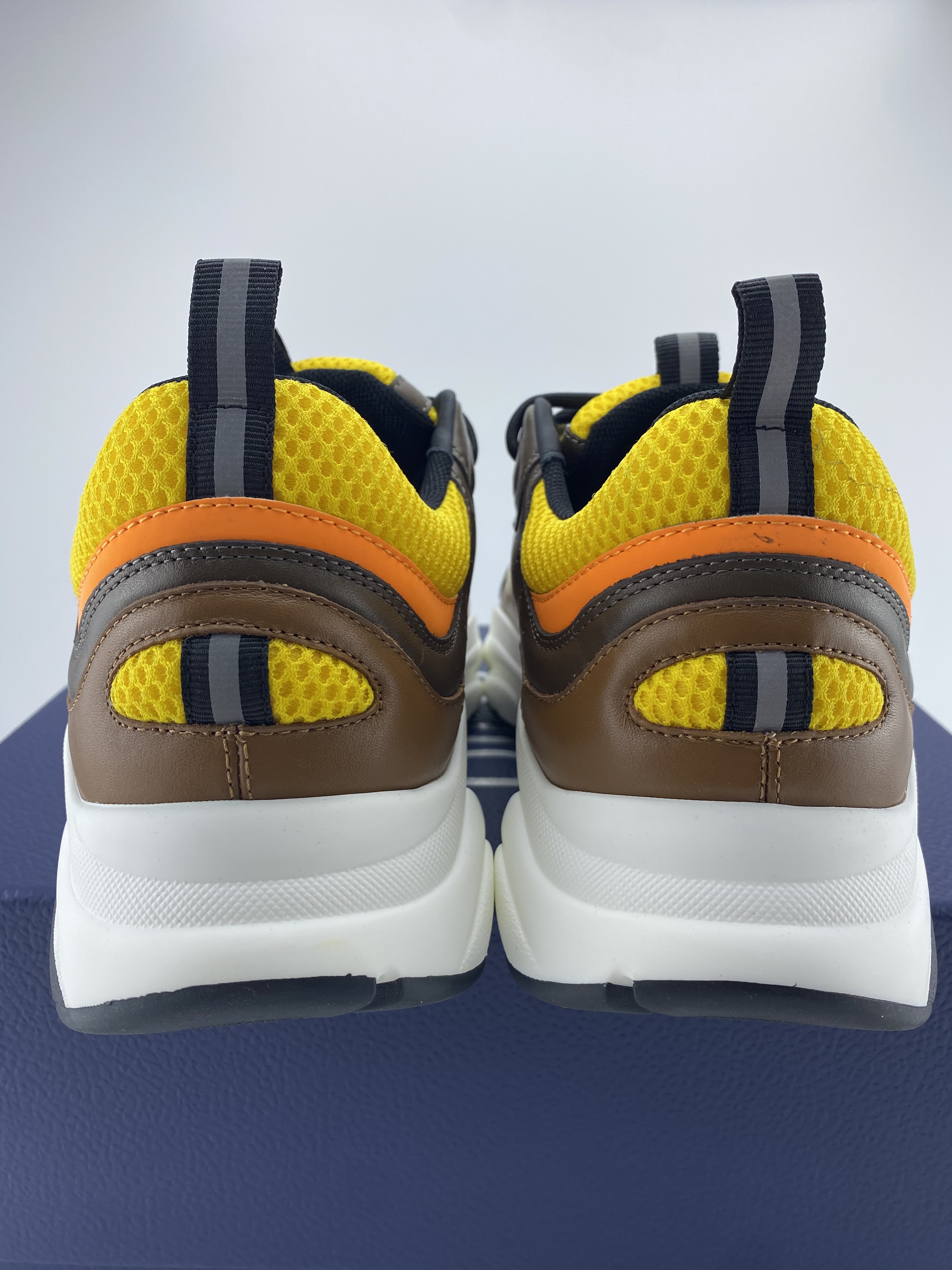 D10r B22 sneaker 2023072112