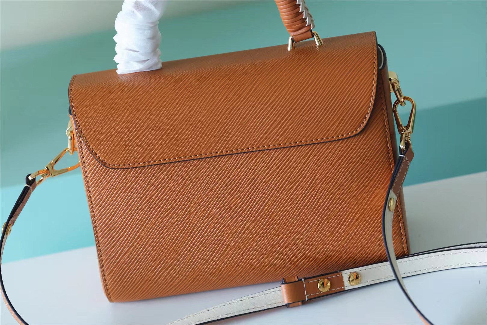 1V bag Twist 23*17*9.5CM 2023072601