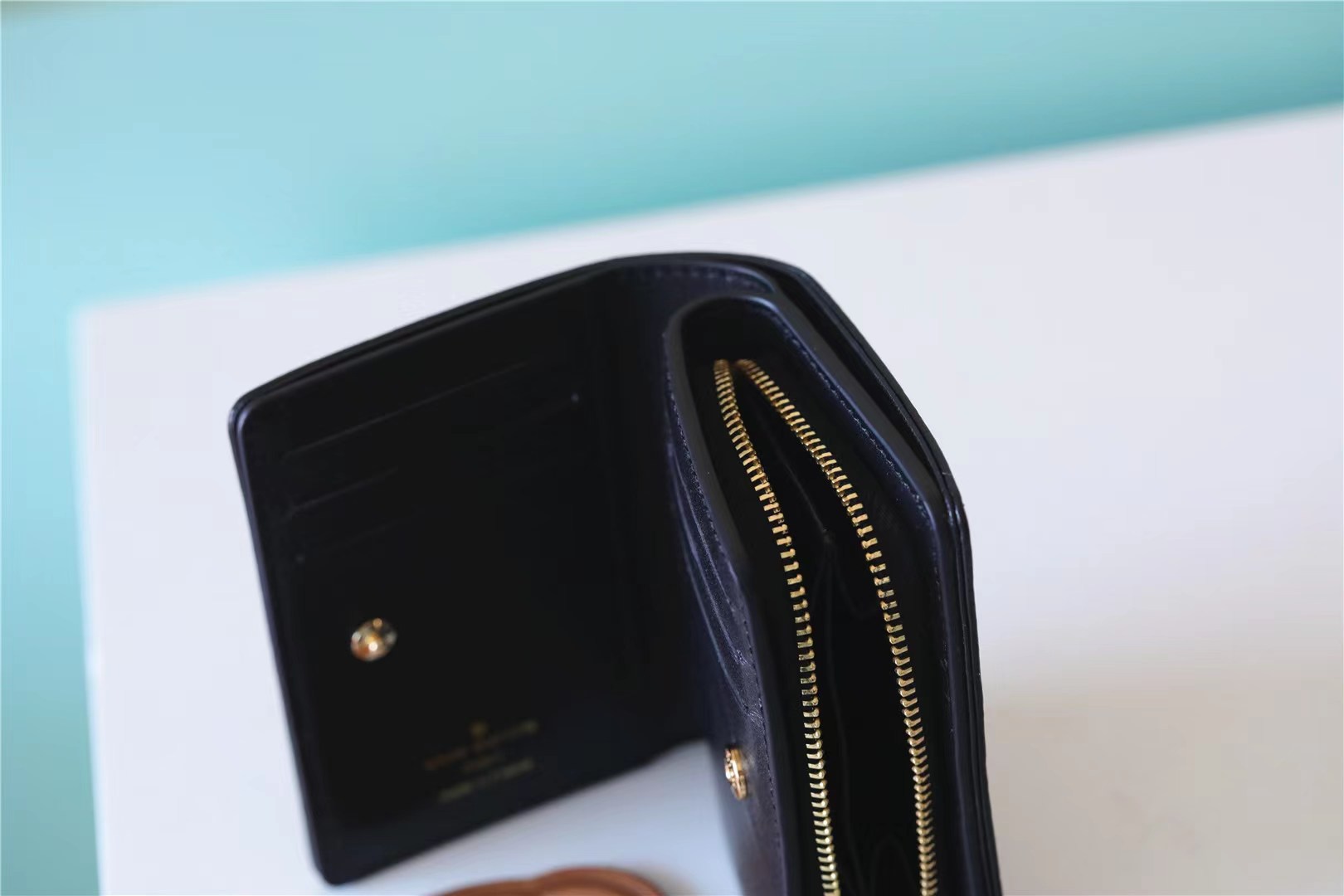 1V Clea wallet 11*8.5*3.5CM