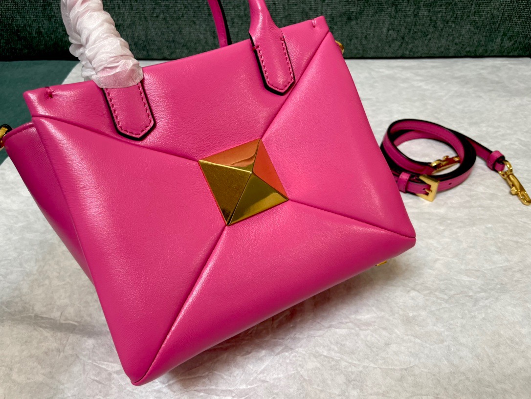 Valentino Onestud 19CM