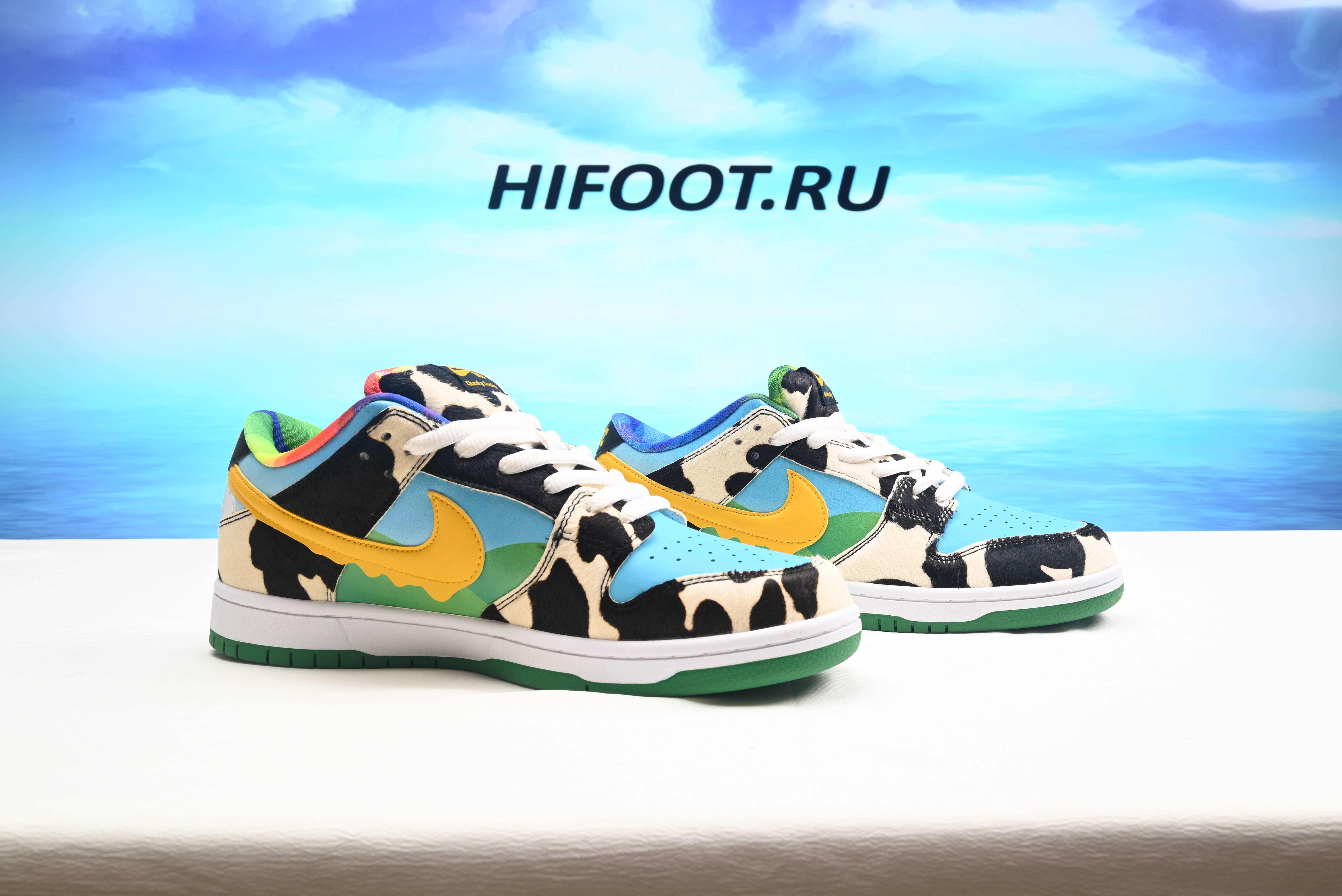 Nike SB Dunk Low Ben & Jerry Chunky Dunky  CU3244-100